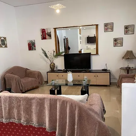 Spyro's House Chlomotiana Apartment